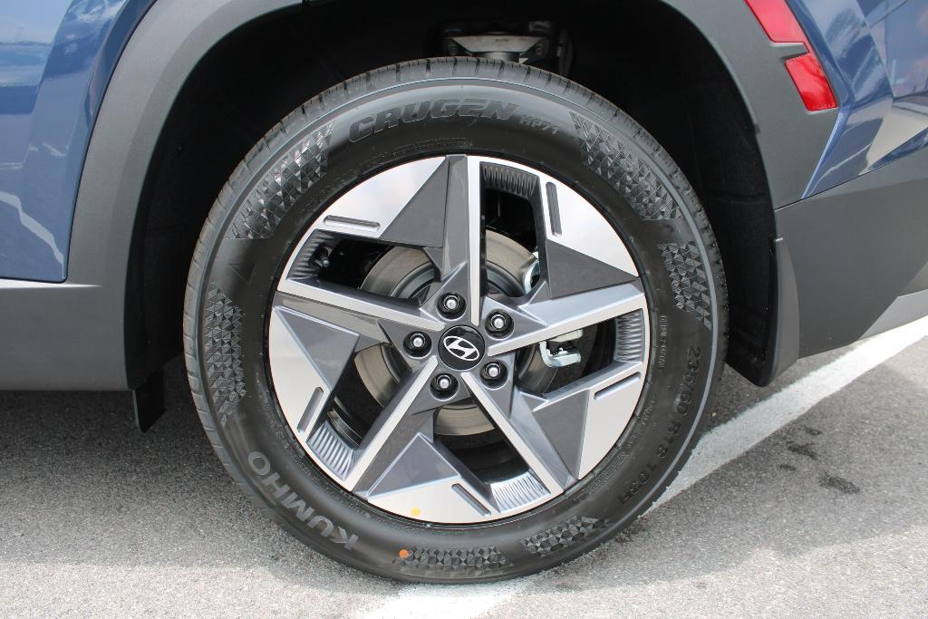 new 2025 Hyundai Tucson car, priced at $29,862