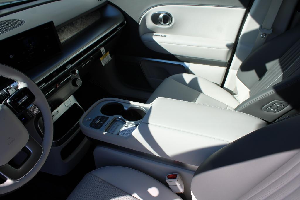 new 2026 Hyundai IONIQ 9 car, priced at $77,355