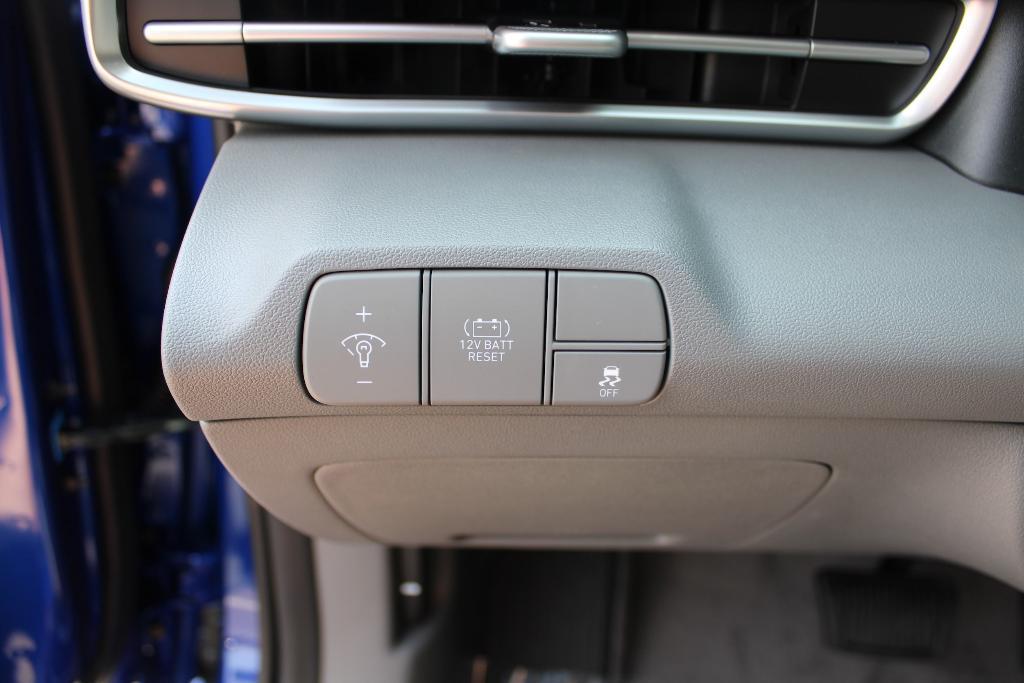 new 2025 Hyundai ELANTRA HEV car, priced at $25,548