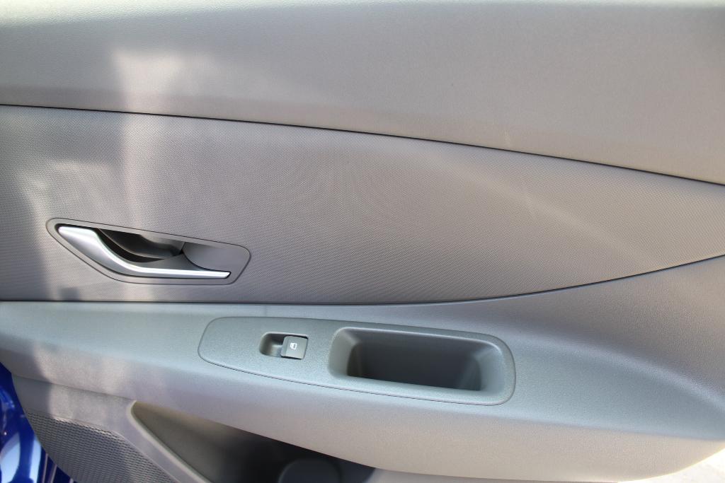 new 2025 Hyundai ELANTRA HEV car, priced at $25,548