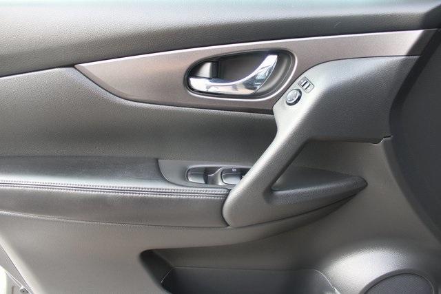 used 2016 Nissan Rogue car, priced at $14,841
