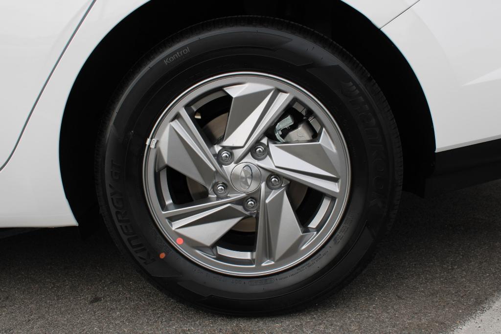new 2025 Hyundai Elantra car, priced at $22,570