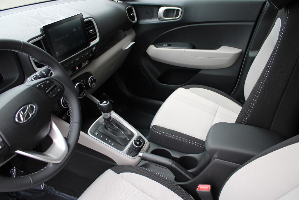 new 2025 Hyundai Venue car, priced at $22,904