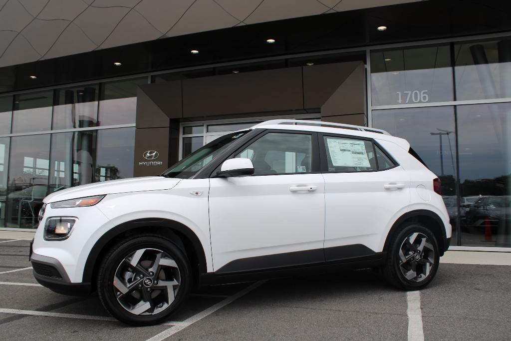 new 2025 Hyundai Venue car, priced at $22,904