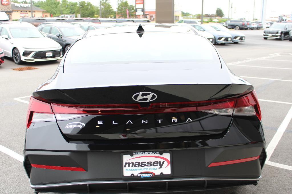 new 2025 Hyundai Elantra car, priced at $21,840