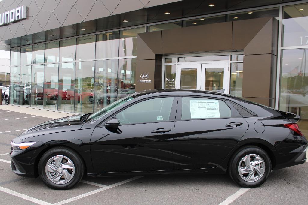 new 2025 Hyundai Elantra car, priced at $21,840