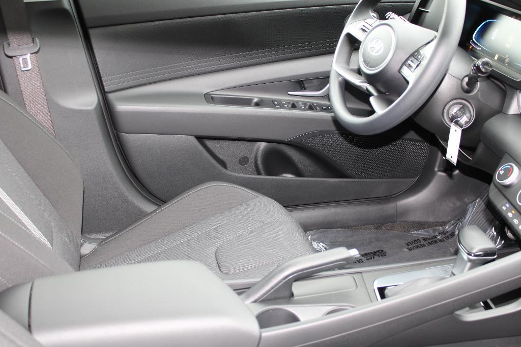 new 2025 Hyundai Elantra car, priced at $21,840