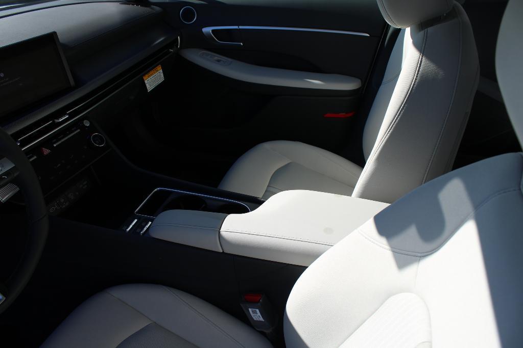 new 2025 Hyundai Sonata car, priced at $30,988
