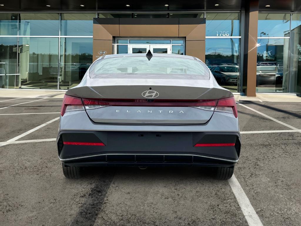 new 2025 Hyundai Elantra car, priced at $21,815