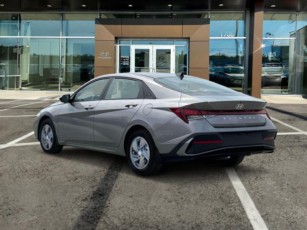 new 2025 Hyundai Elantra car, priced at $21,815