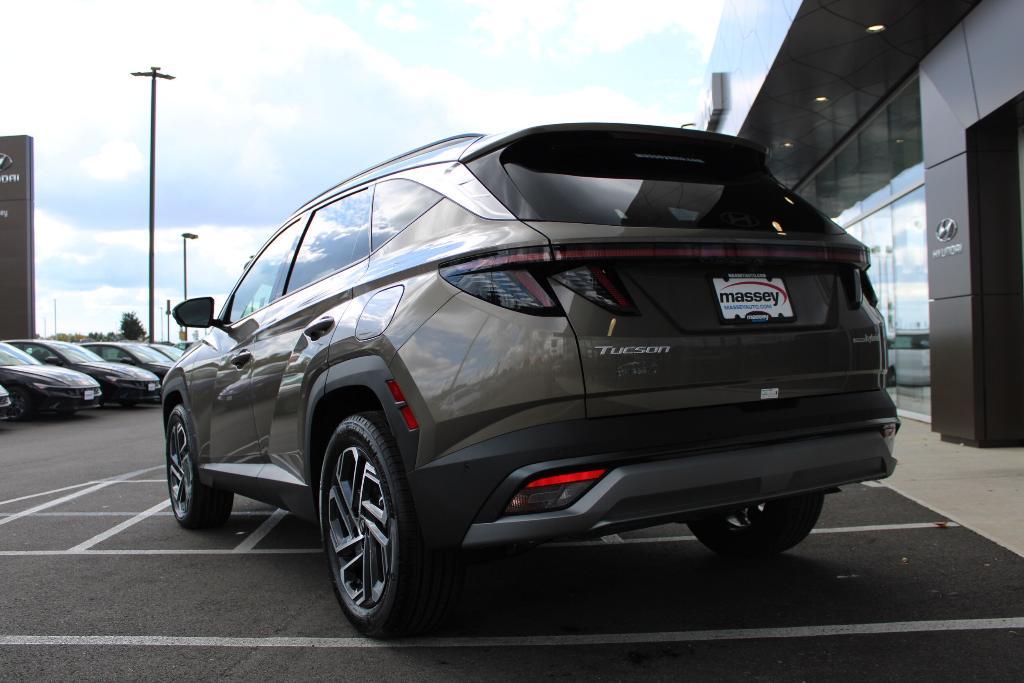 new 2025 Hyundai Tucson Hybrid car, priced at $41,217