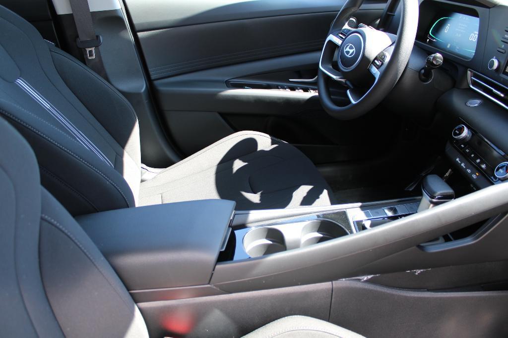 new 2025 Hyundai ELANTRA HEV car, priced at $26,481