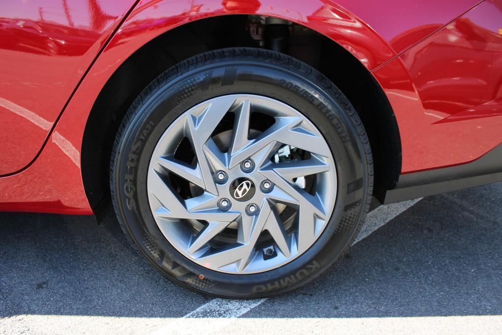 new 2025 Hyundai ELANTRA HEV car, priced at $26,481