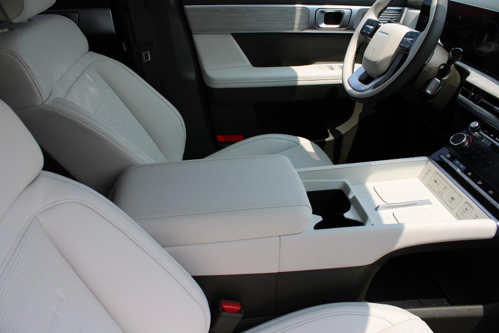 new 2025 Hyundai SANTA FE HEV car, priced at $52,559