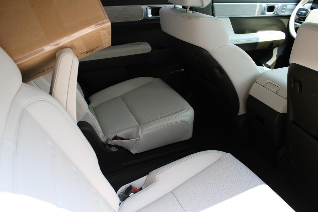 new 2025 Hyundai SANTA FE HEV car, priced at $50,534
