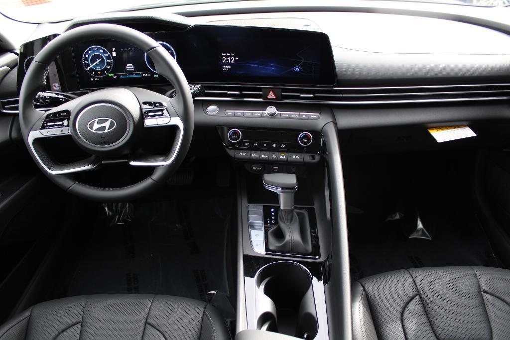 new 2025 Hyundai ELANTRA HEV car, priced at $29,918