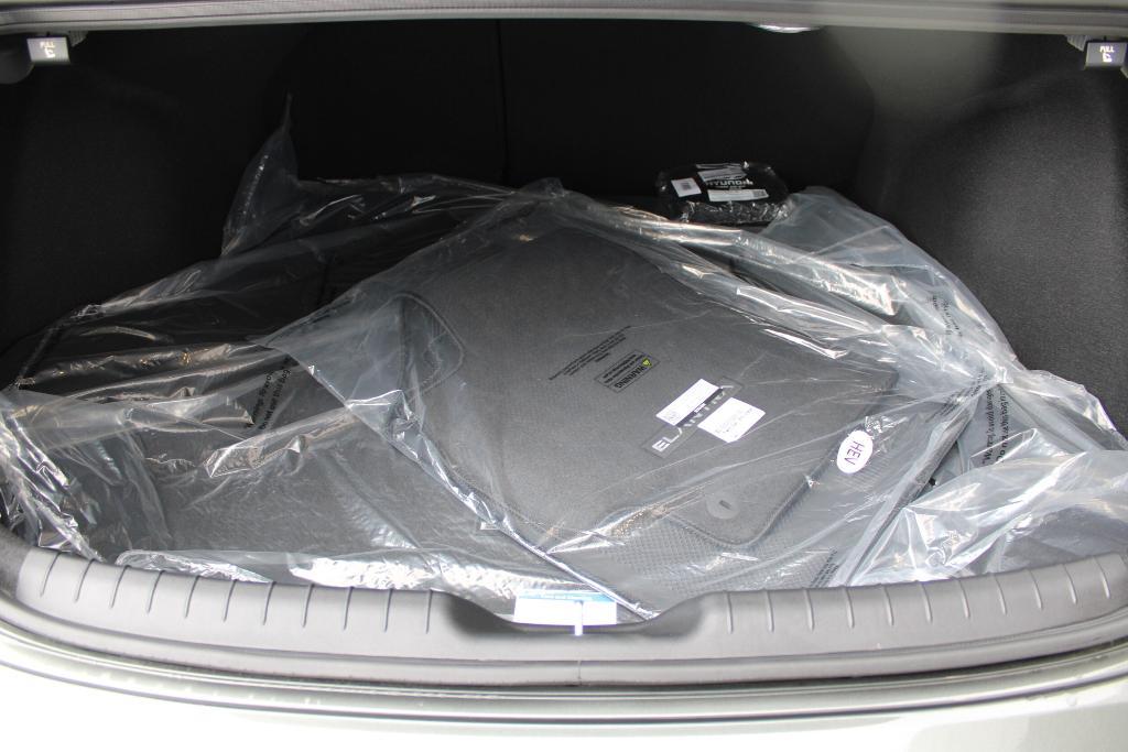 new 2025 Hyundai ELANTRA HEV car, priced at $29,918