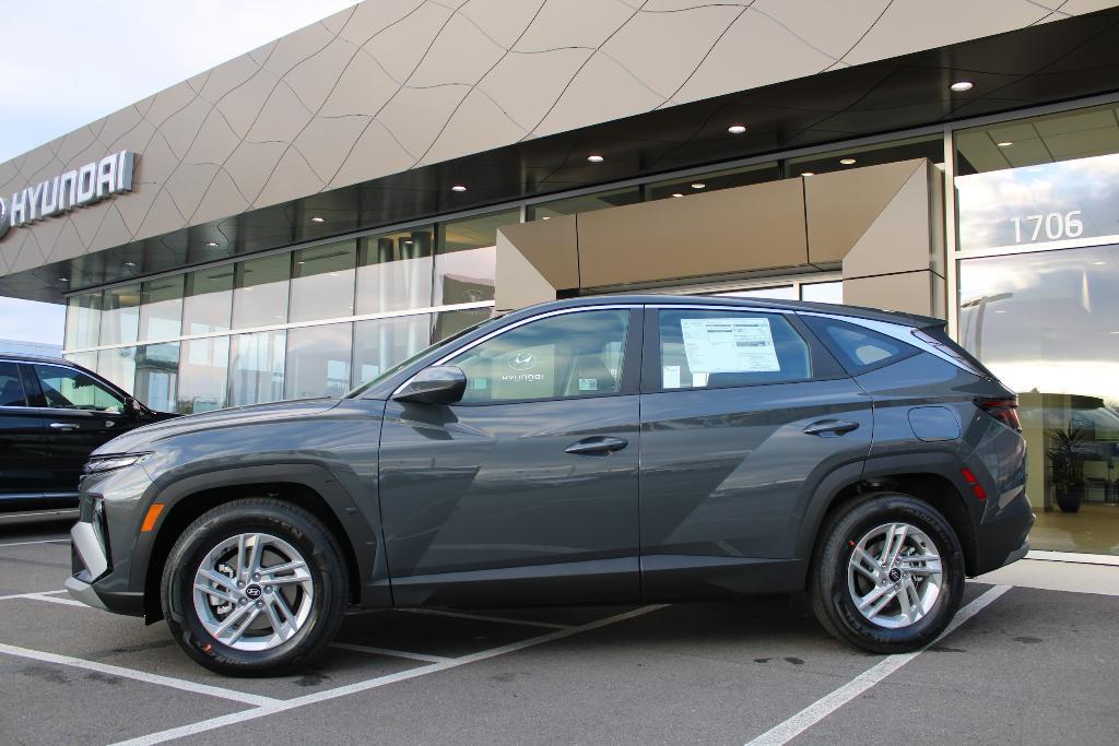 new 2025 Hyundai Tucson car, priced at $30,003