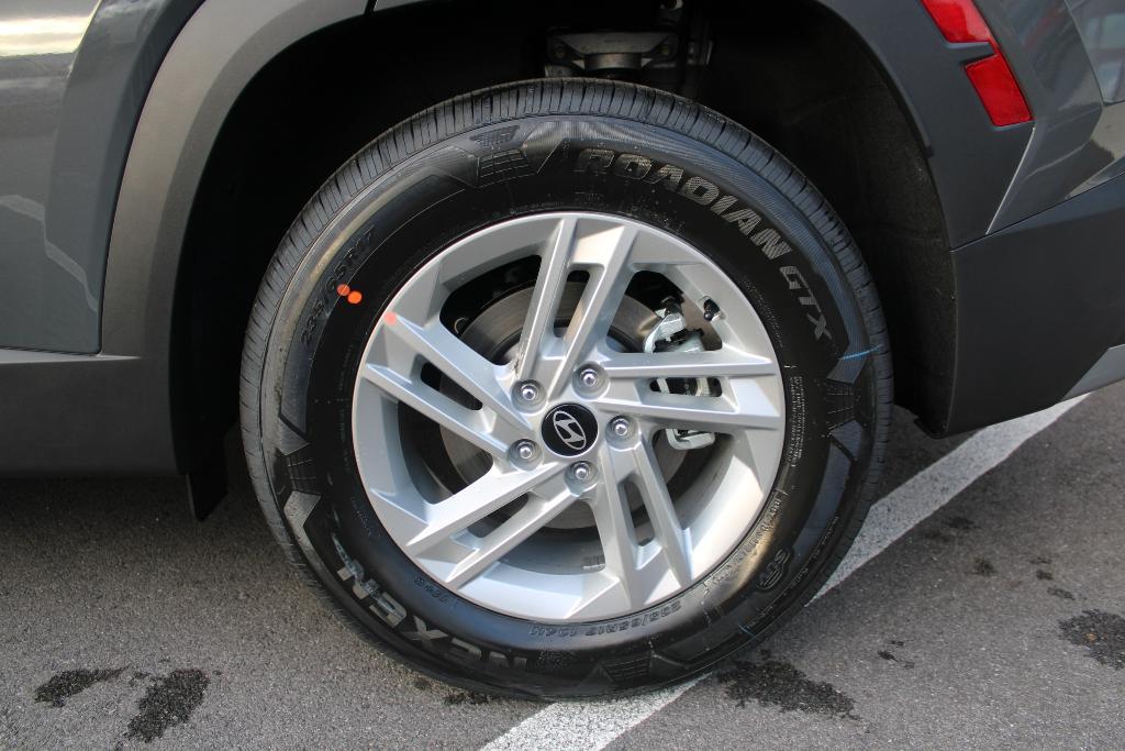 new 2025 Hyundai Tucson car, priced at $28,700