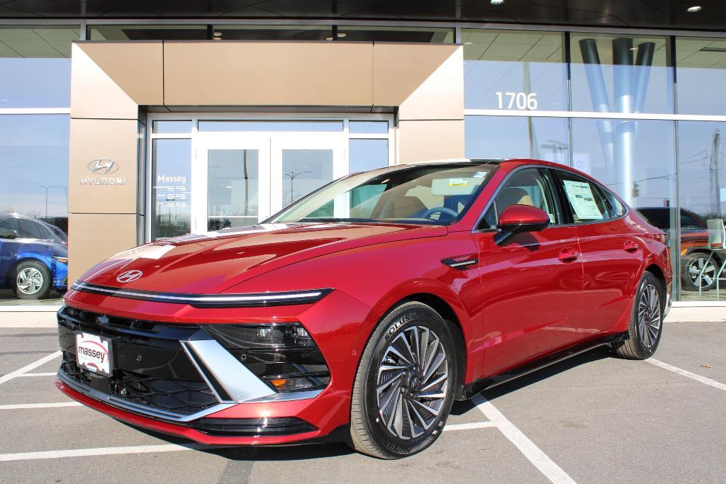 new 2025 Hyundai Sonata Hybrid car, priced at $37,787