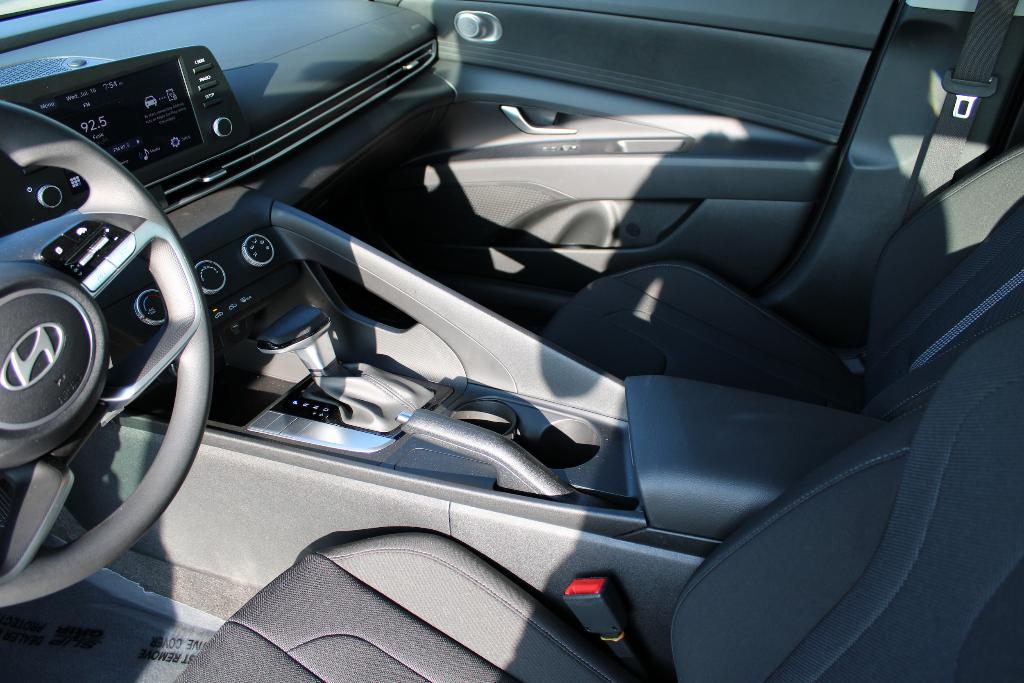 new 2025 Hyundai Elantra car, priced at $22,080
