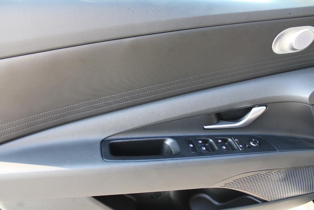 new 2025 Hyundai Elantra car, priced at $22,080