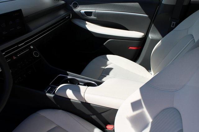 used 2024 Hyundai Sonata car, priced at $24,422