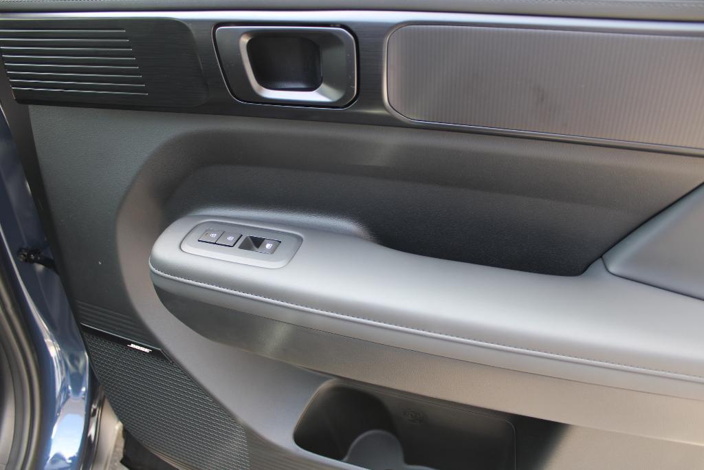 new 2025 Hyundai SANTA FE HEV car, priced at $51,223