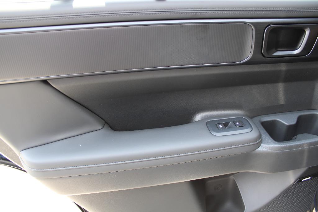 new 2025 Hyundai SANTA FE HEV car, priced at $51,223