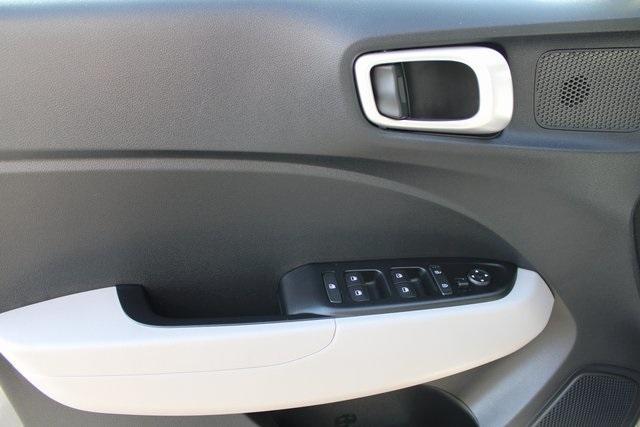 used 2022 Hyundai Venue car, priced at $18,149