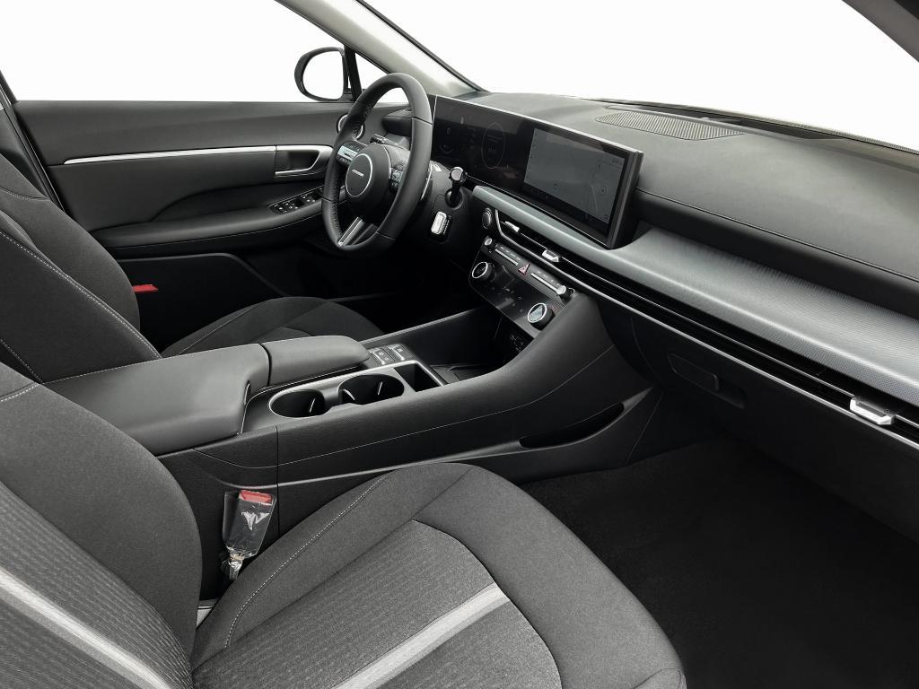 new 2025 Hyundai Sonata car, priced at $29,061