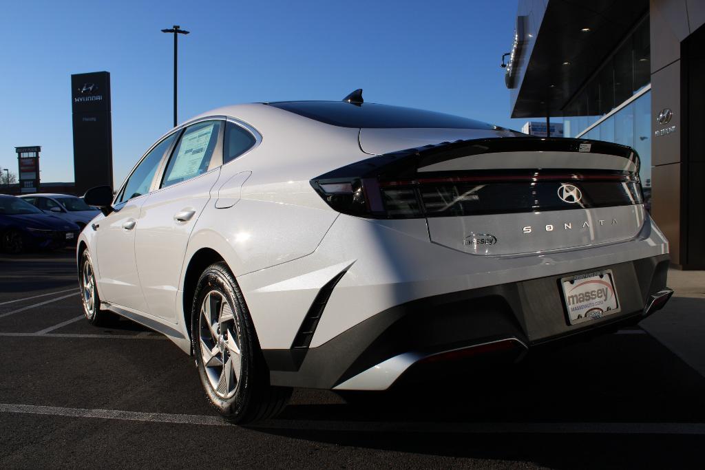 new 2025 Hyundai Sonata car, priced at $27,608