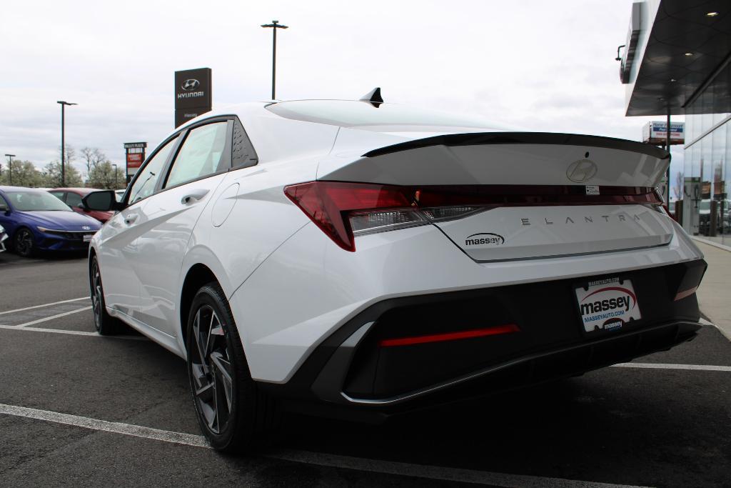 new 2025 Hyundai Elantra car, priced at $23,881