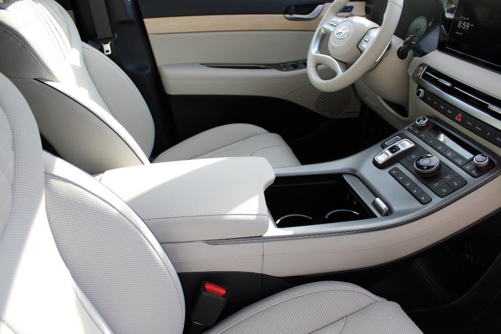 new 2025 Hyundai Palisade car, priced at $50,328