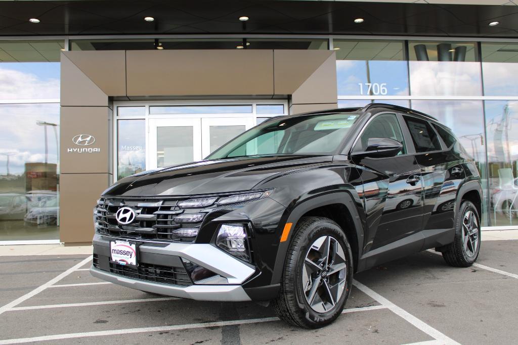 new 2025 Hyundai Tucson Hybrid car, priced at $36,828