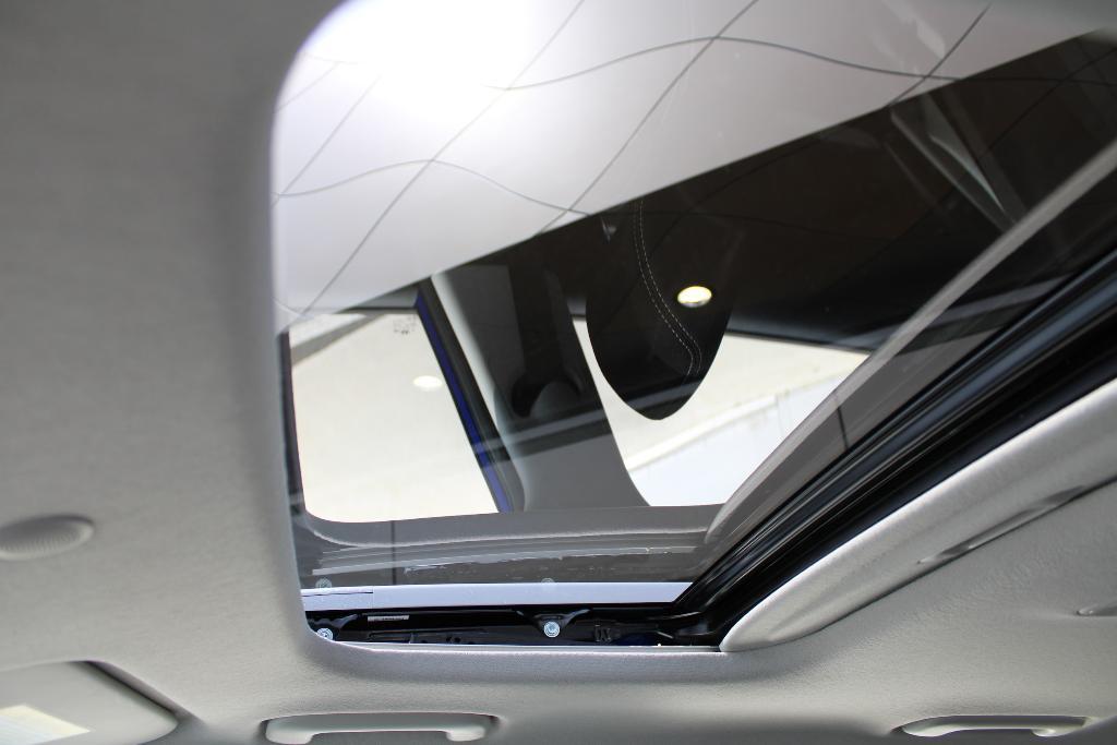 new 2025 Hyundai Venue car, priced at $22,914