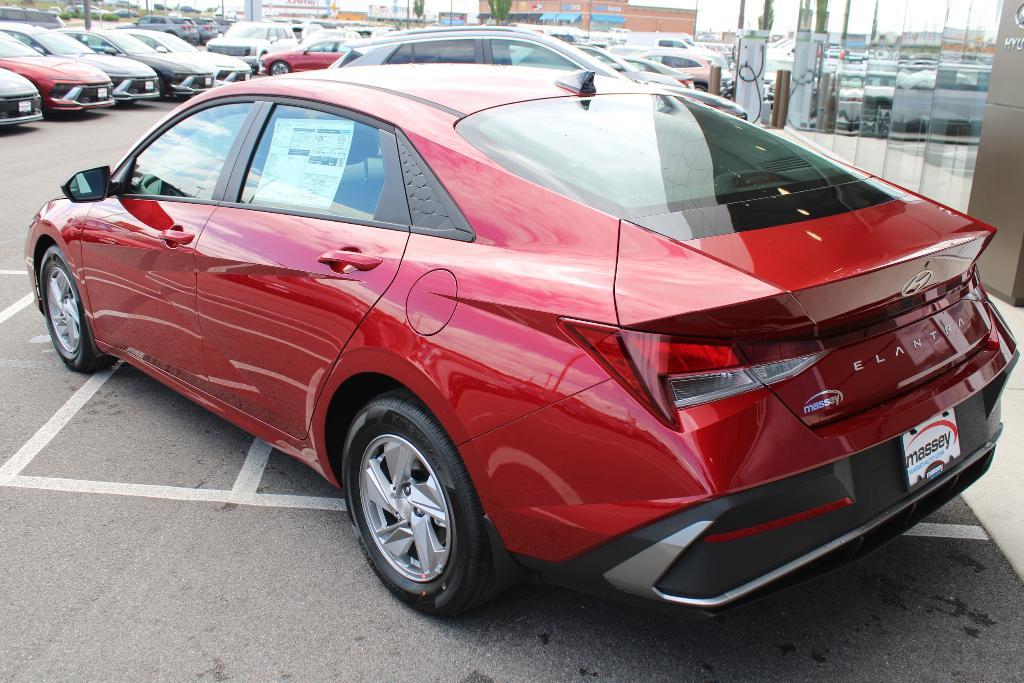 new 2025 Hyundai Elantra car, priced at $22,315