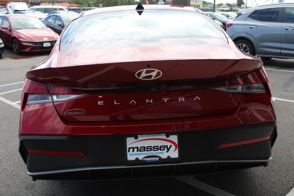 new 2025 Hyundai Elantra car, priced at $22,315