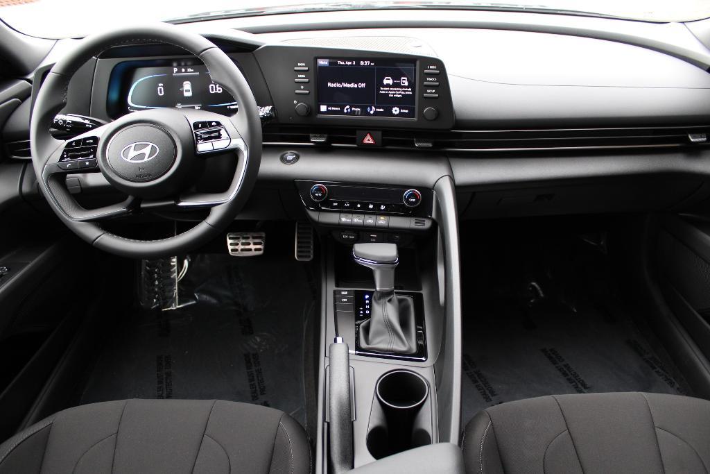 new 2025 Hyundai Elantra car, priced at $23,381
