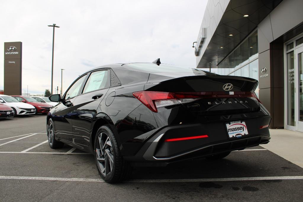new 2025 Hyundai Elantra car, priced at $23,381