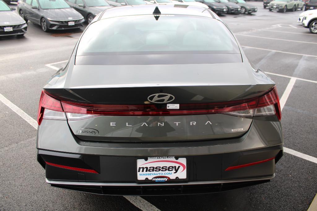 new 2025 Hyundai Elantra HEV car, priced at $29,979