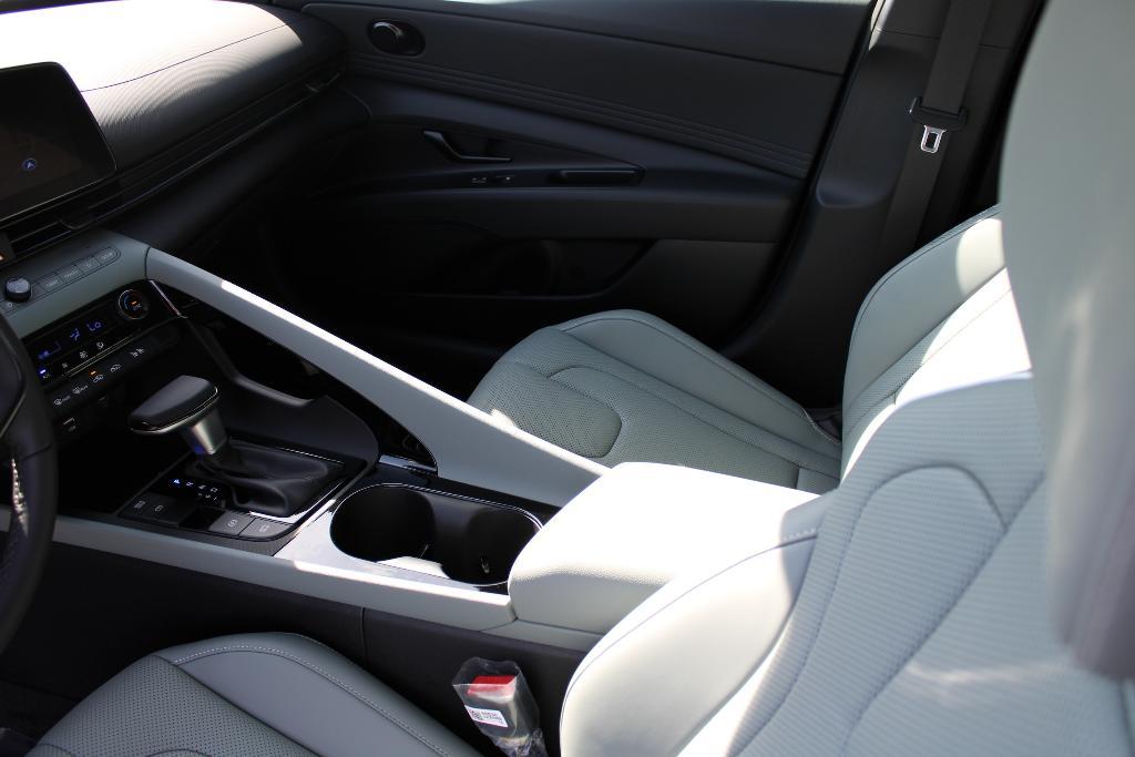 new 2025 Hyundai ELANTRA HEV car, priced at $29,933