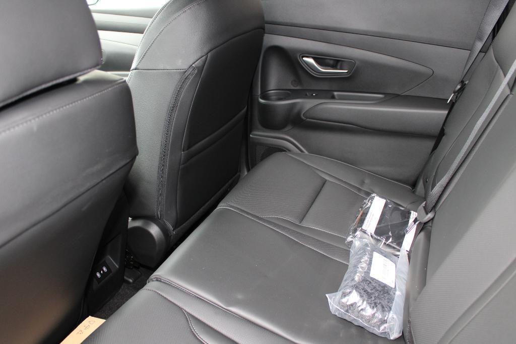 new 2025 Hyundai SANTA CRUZ car, priced at $32,052