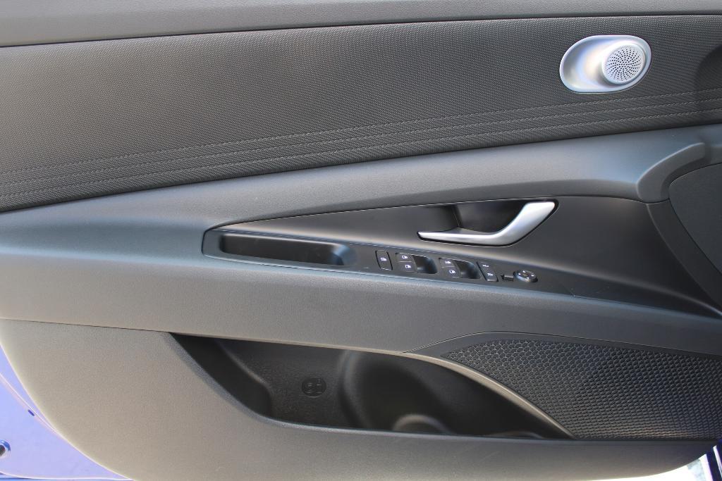 new 2025 Hyundai Elantra car, priced at $22,015