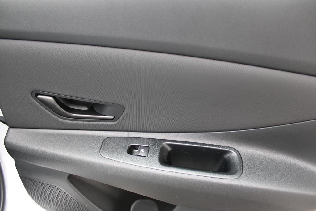 new 2025 Hyundai Elantra car, priced at $23,881