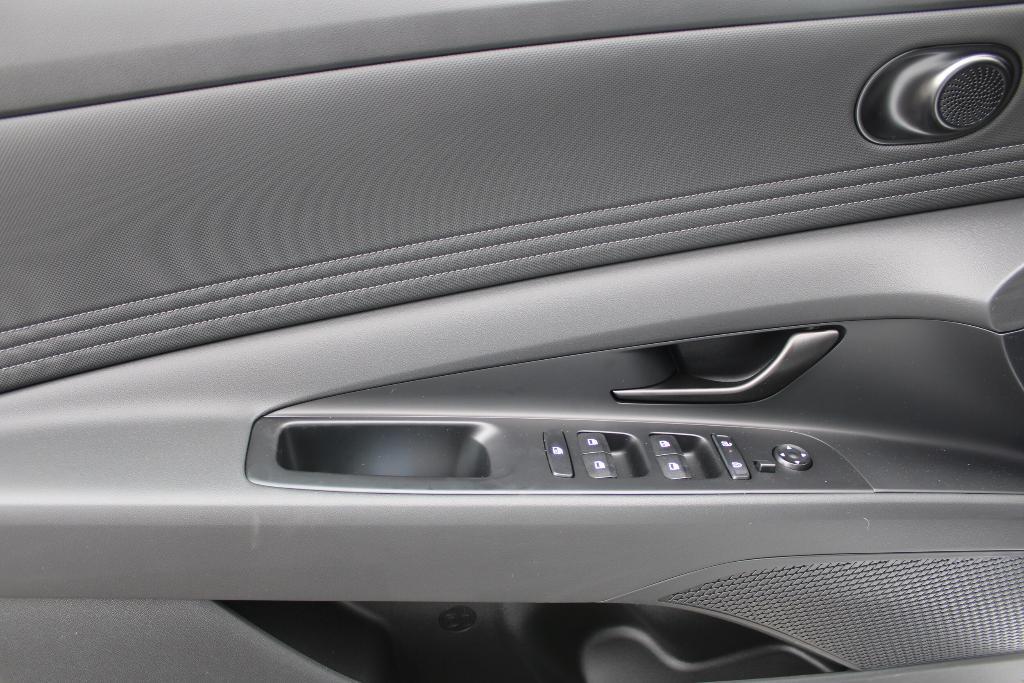 new 2025 Hyundai Elantra car, priced at $23,881