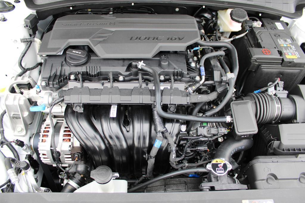 new 2025 Hyundai Elantra car, priced at $23,881