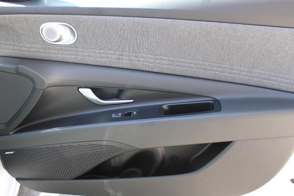 new 2025 Hyundai Elantra car, priced at $27,109