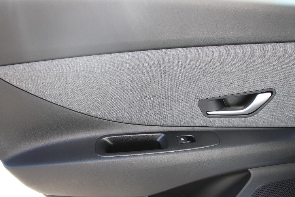 new 2025 Hyundai Elantra car, priced at $27,109