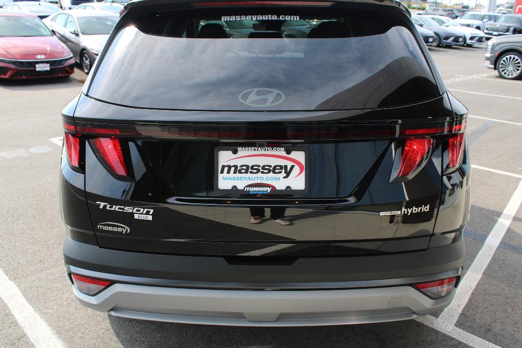 new 2025 Hyundai TUCSON Hybrid car, priced at $33,416